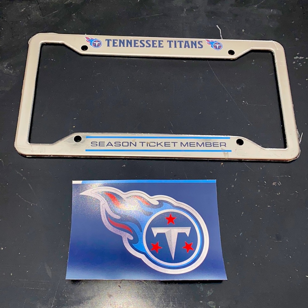 Tennessee Titans License Plate & Magnet